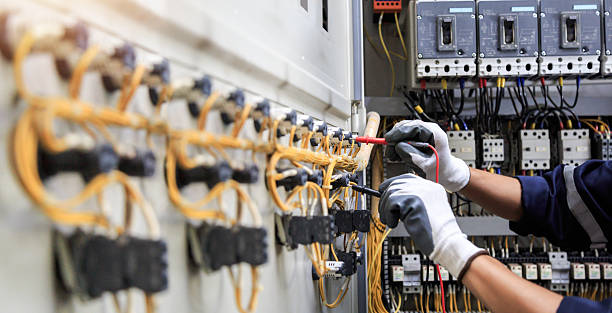 Professional Electrician technician working in Prairie du Sac, WI